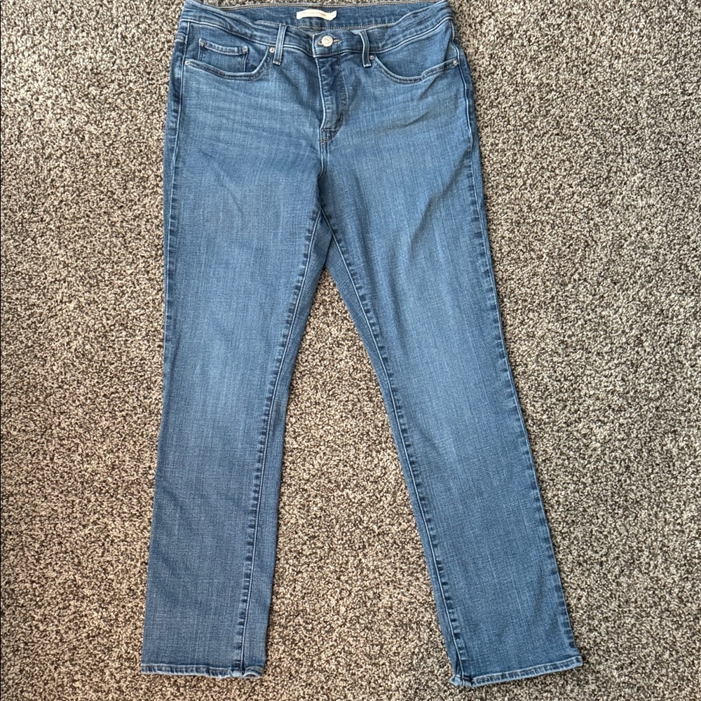Women's Levi’s 314 Shaping Straight Jeans 32/32